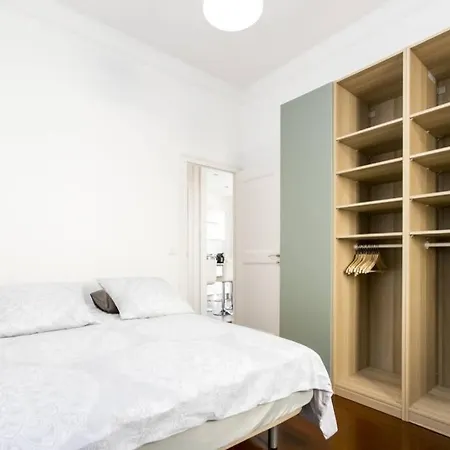 Charme Et élégance Au Coeur Des Quartiers Historiques Appartement *